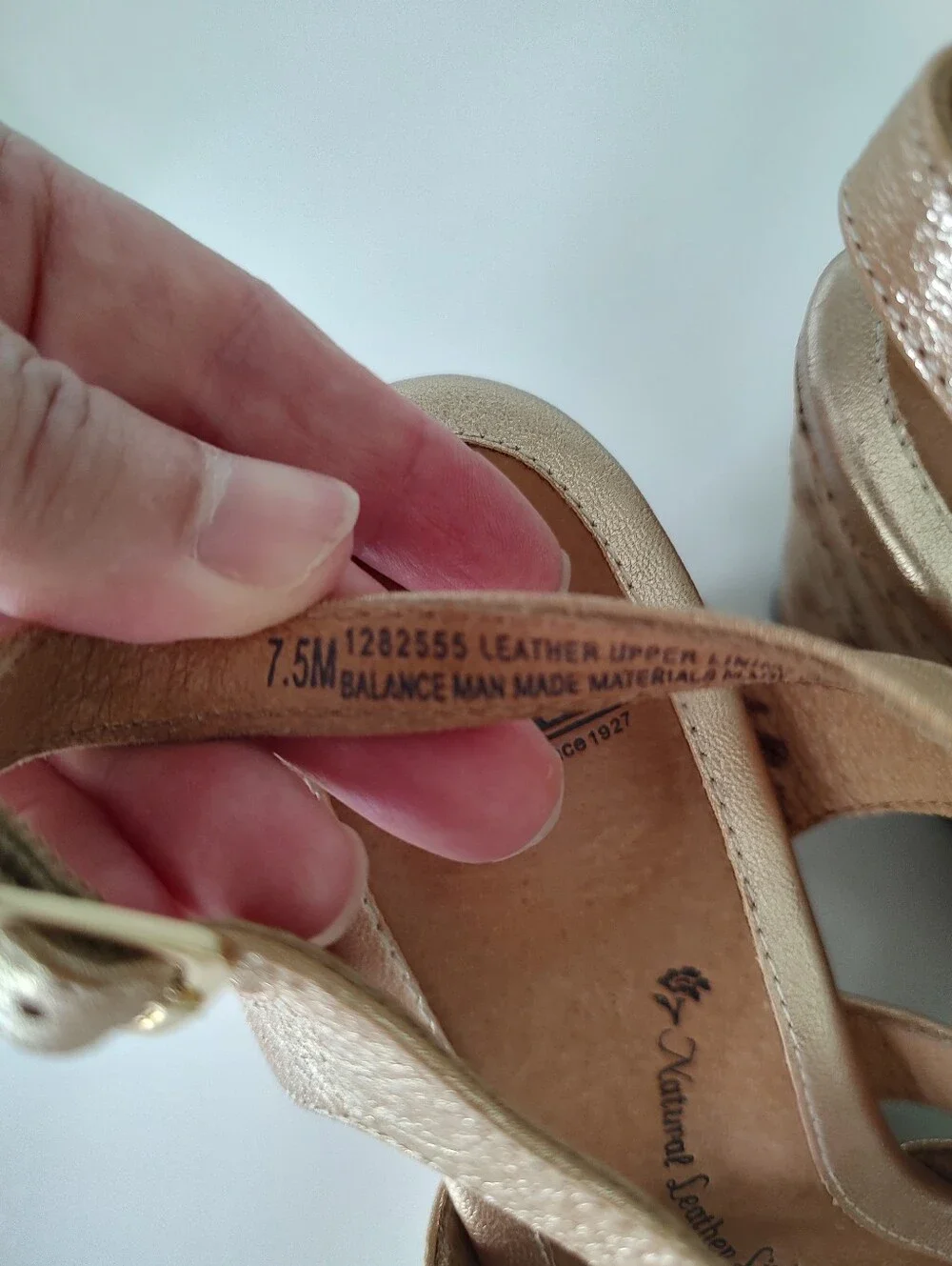 Sofft Gold Metallic Cork Wedge Heel Sandals 7.5